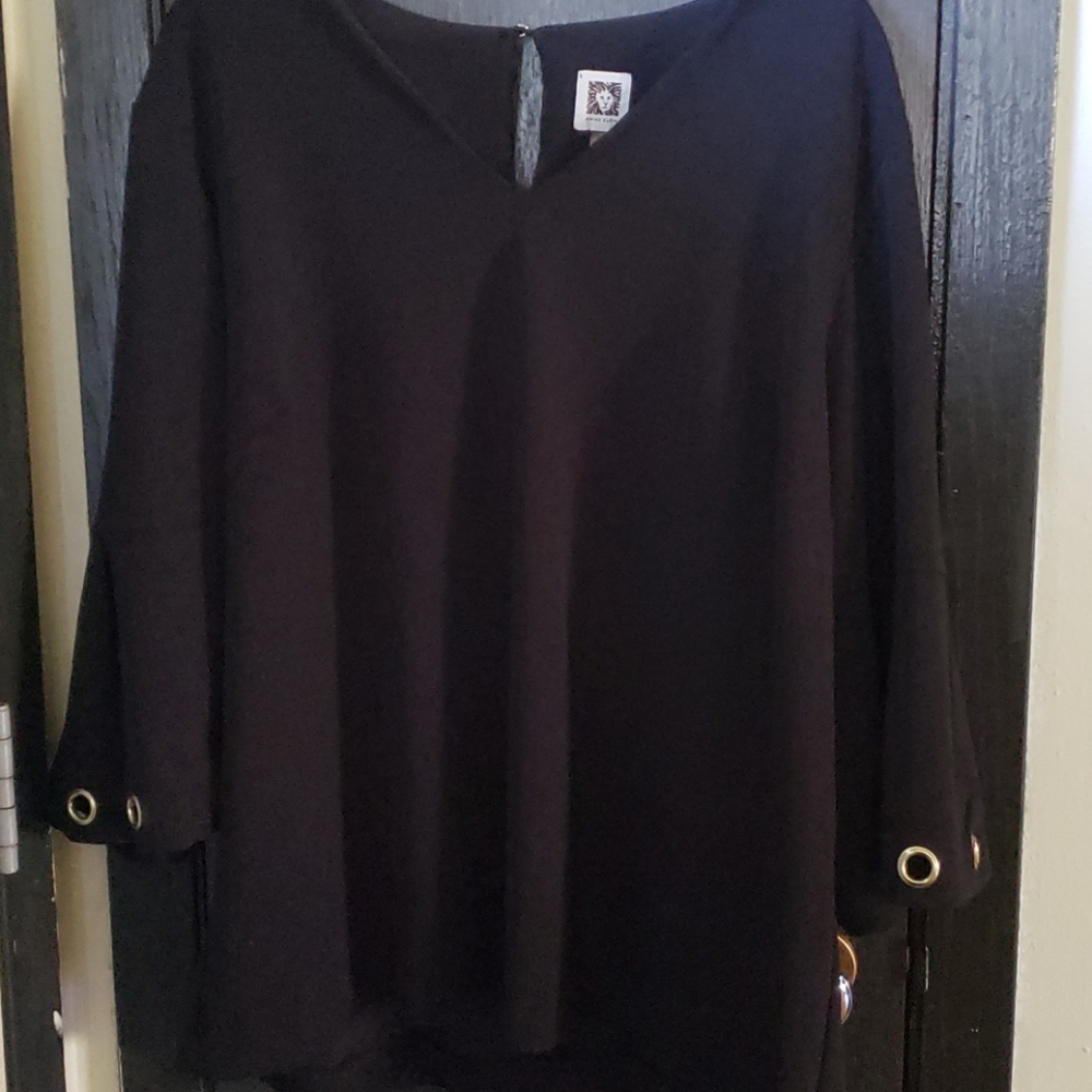 Black blouse